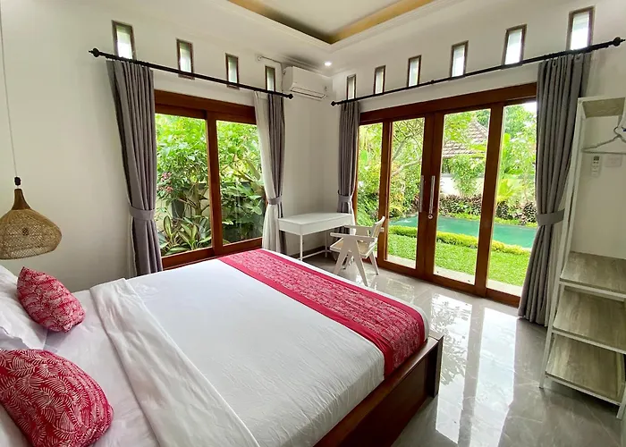 D Teba With Swimming Pool, Villa Ubud
