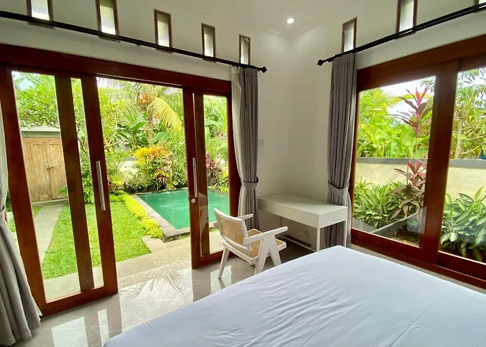 D Teba With Swimming Pool, Villa