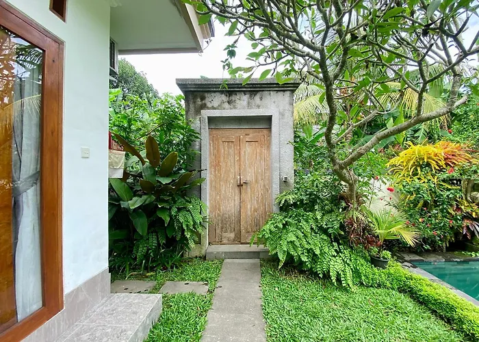Villa D Teba With Swimming Pool, Ubud