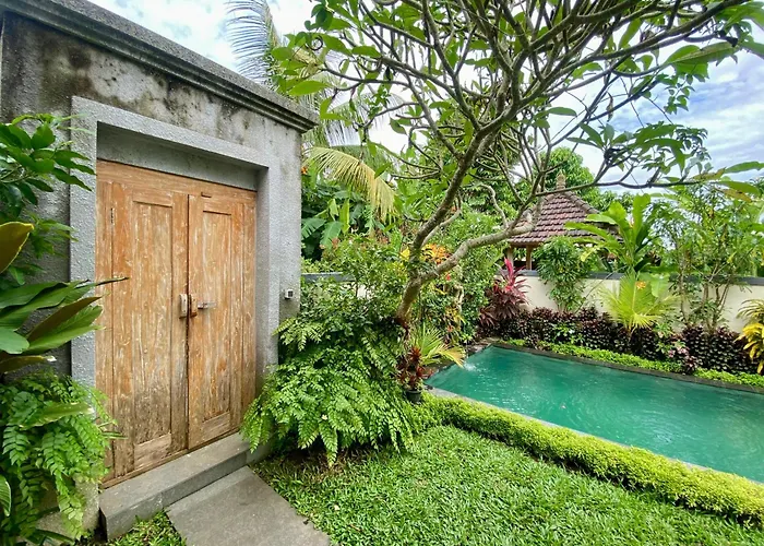 D Teba With Swimming Pool, Villa *