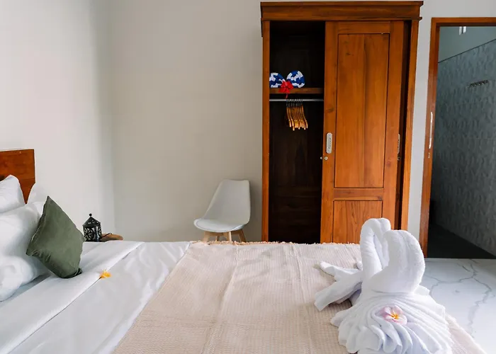 Villa D Teba With Swimming Pool,