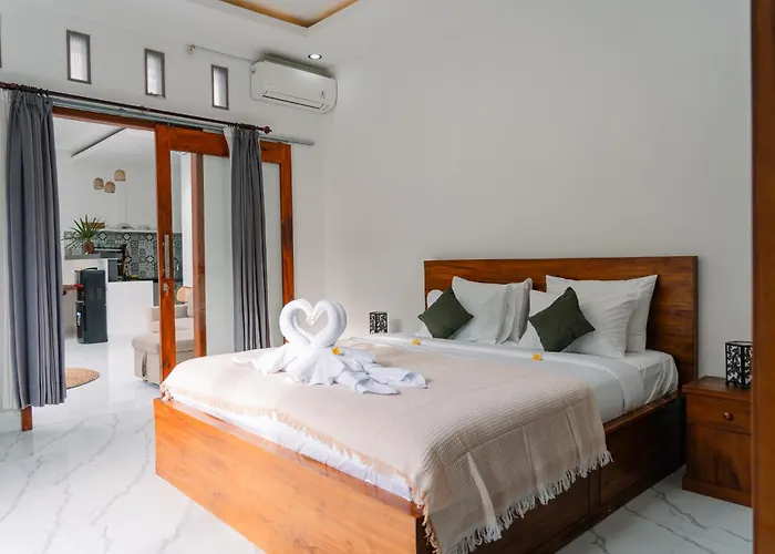 D Teba With Swimming Pool, Villa *